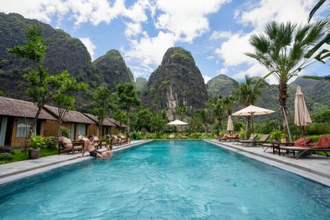 Tam Coc Peaceful Nature