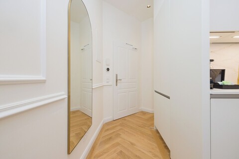 라파엘 카이저 - 시그니처 아파트먼트