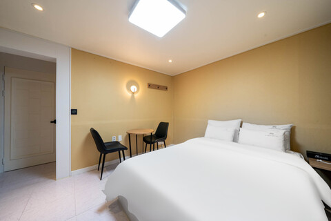 청주 나무늘보 호텔(용암점)