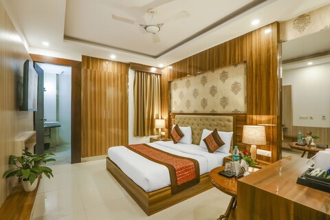 호텔 알마티 인