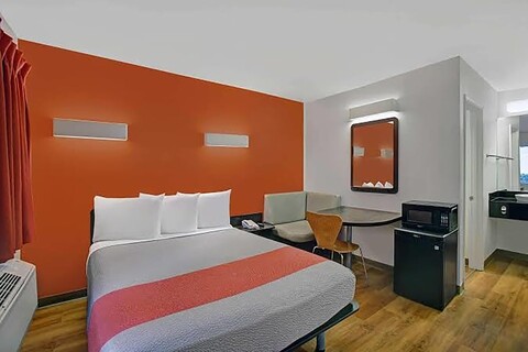 슈퍼 8 바이 윈덤 산타클라라