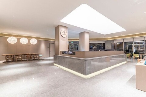 풀 시즌 호텔 - PVG