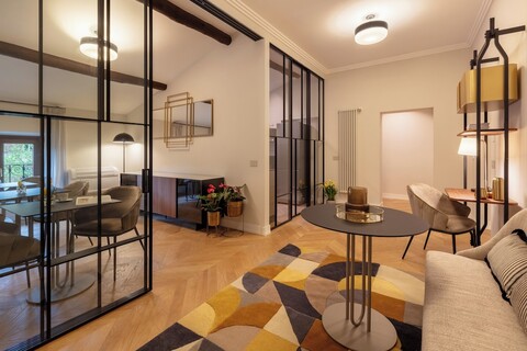 데콘셉트 하우스