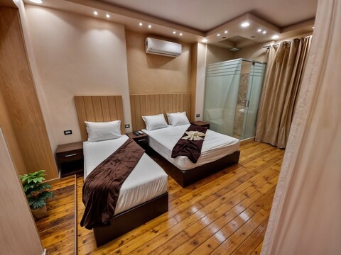 카이로 플라자 럭스 호텔