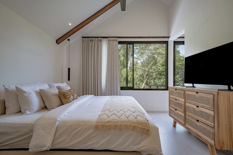 루마 사야 빌라 울루와투