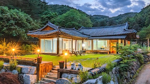 가평 한옥펜션한우재골