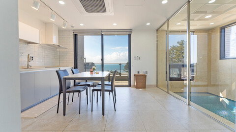 태안 해안가풀빌라