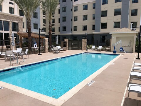 스테이브리지 스위트 어바인-존 웨인 공항 바이 IHG