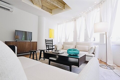 앤젤 메인 스퀘어