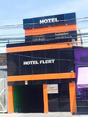 호텔 플레르트 산타나