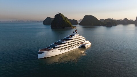 그랜드 파이오니어스 할롱 베이 크루즈 1