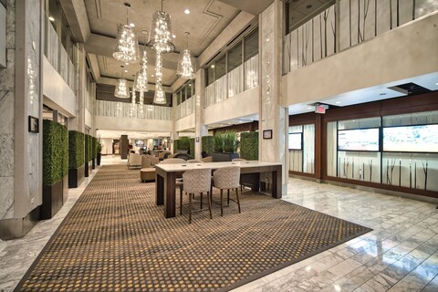 홀리데이 인 토론토 다운타운 센터 바이 IHG