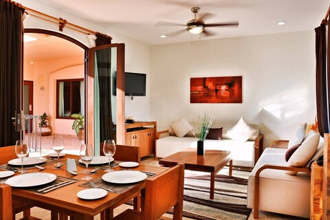 Acanto Boutique Hotel and Condominiums Playa del Carmen