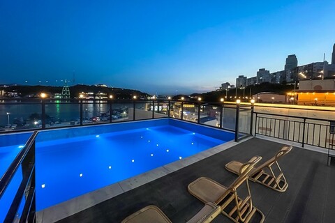 여수 삼학1947풀빌라 (낭만포차)