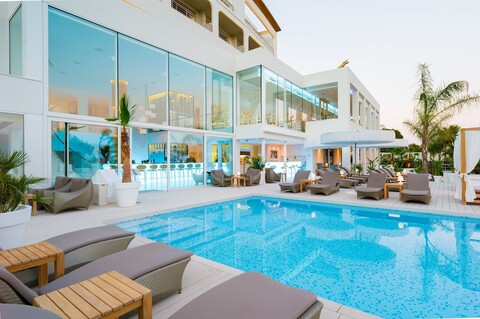 포르탈스 힐스 부티크 호텔