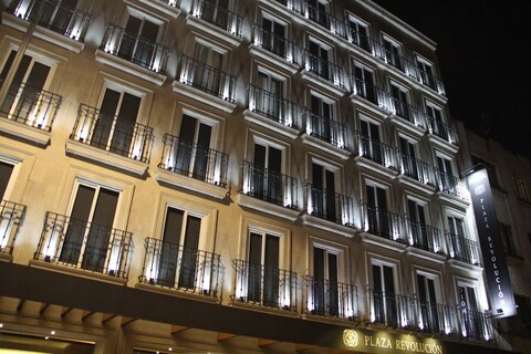 호텔 플라자 레볼루시온