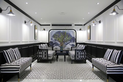 시티하우스 - 엘 피노 렐름