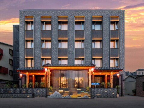 베이징 렌조이 호텔