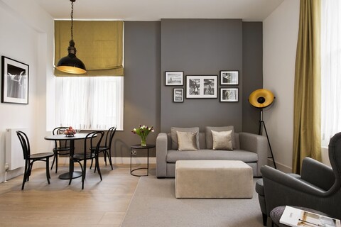 네번 플레이스 바이 수퍼시티 아파트호텔