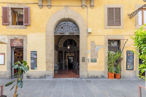 피티 스위트 13 레지덴차 데포카