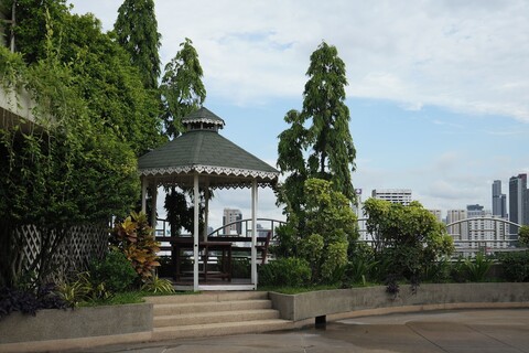 로얄 스위트 호텔 방콕