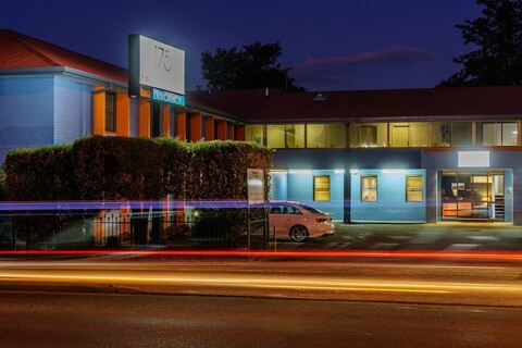 175 호텔 웨스트미드