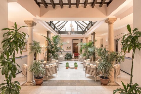 호텔 아나카프리