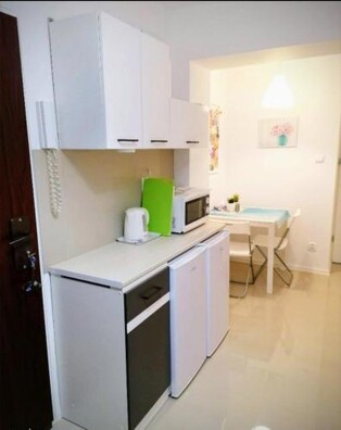 Ursus Rooms-Self Check-in