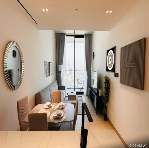 오요 홈 1407 원 베드룸 아파트먼트 빙하티 에메랄드