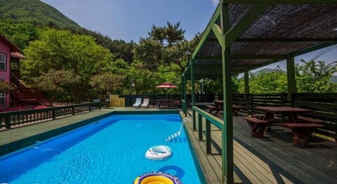 Love Star Spa Pension