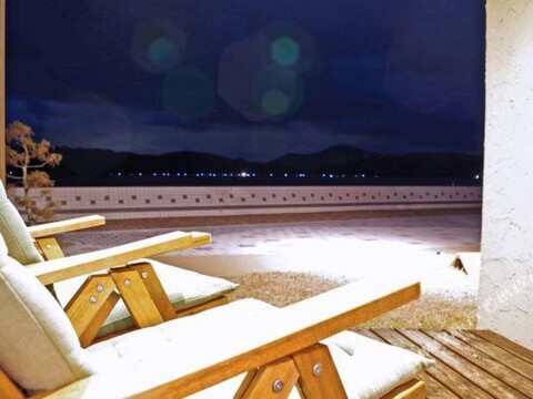 Amanohashidate Yohana No Yado, Hanashobu Un Son Benir