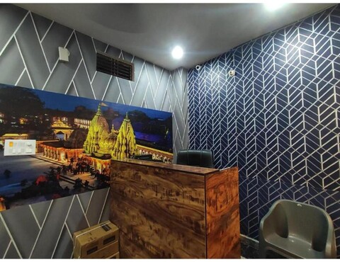 Goroomgo Shiv Kashi p. Guest house Varanasi