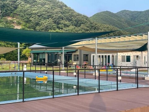 Dahaneul Music Pool Villa