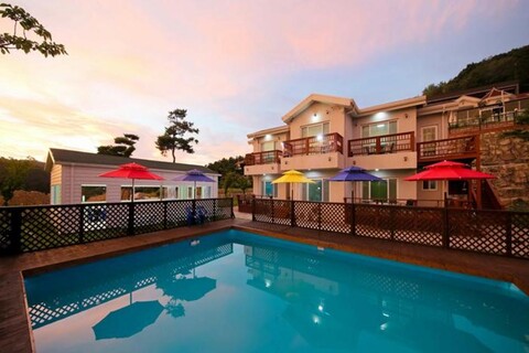 Tohamsan Rock Pension & Glamping