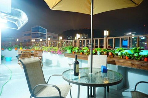 Flower Garden Pension