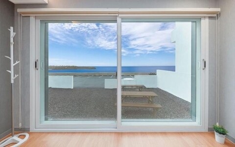 Starlight Nari Pension