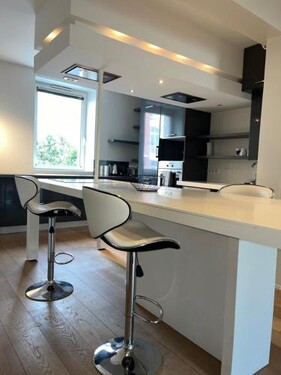 Artimon By Les Ambassadeurs