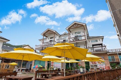 Buan Pine-Scented Sea Pension