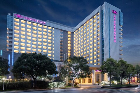 크라운 플라자 난징 장닝 바이 IHG