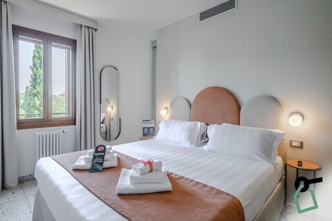 홀리데이 베네치아 케이프