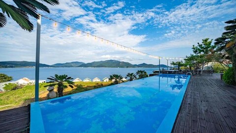 Harbor House & Pool Villa