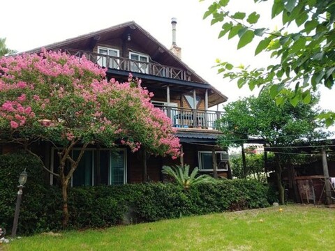 Nandre Log Cabin Pension