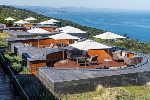 아켈라레 - 를레 & 샤토