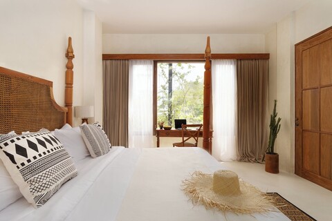 화이트 구스 부티크 호텔