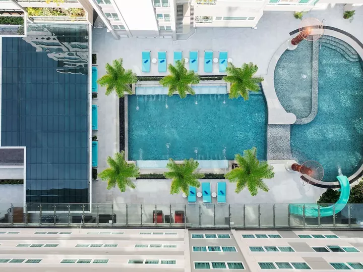Novotel Living Bangkok Sukhumvit Legacy