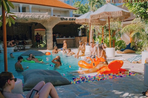 매드 몽키 울루와투