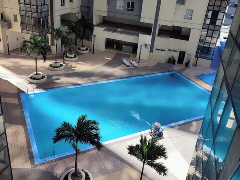 보니파시오 글로벌 시티의 L1 트윈 베드 스테이케이션