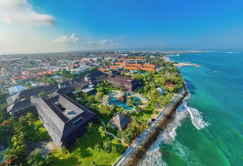 디스커버리 카르티카 플라자 호텔