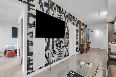 디 오렐리앙 럭스 컬렉션