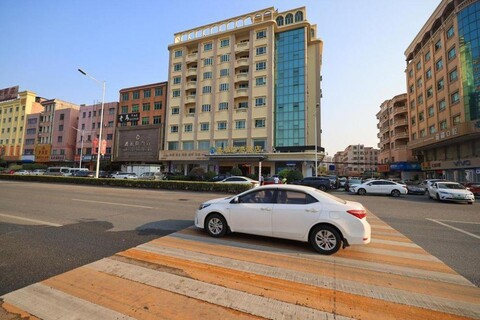 Grand Fortune Harbour Hotel (Dongguan Shatian Branch)